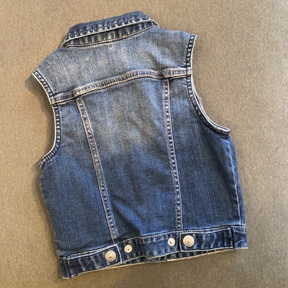 H&M kids denim vest size 4-5Y - Picture 2 of 3